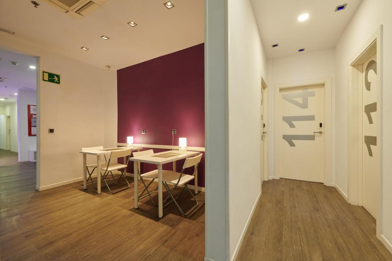 Hostal Mayerling Centro Barcelona Exterior foto
